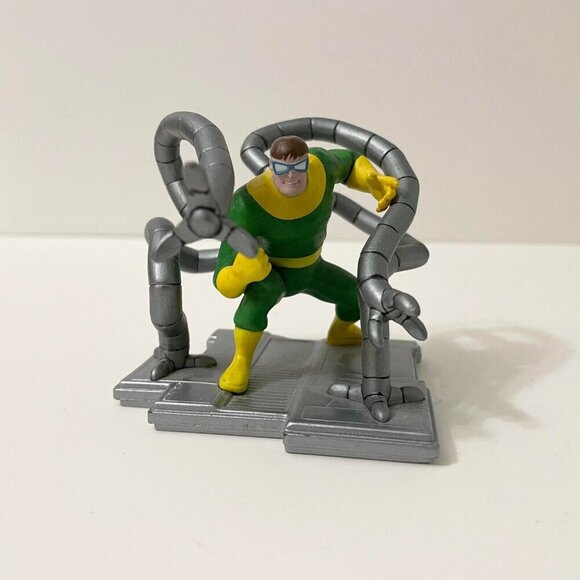 2011 Marvel Spiderman Villain Dr Octopus 3 Inch Tall Action Figure on Base - Picture 13 of 14